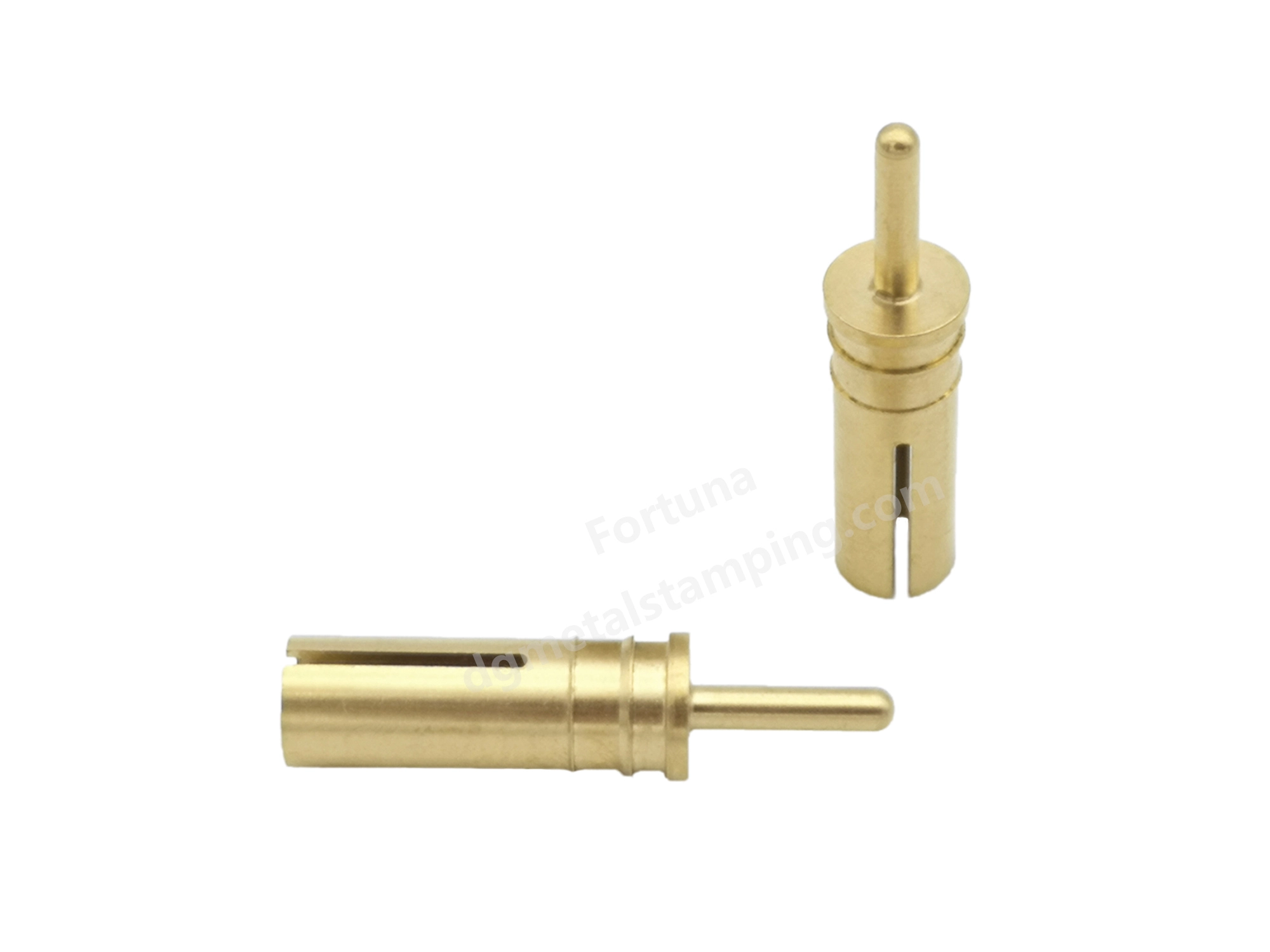 Conector redondo sólido mecanizado CNC de latón 1