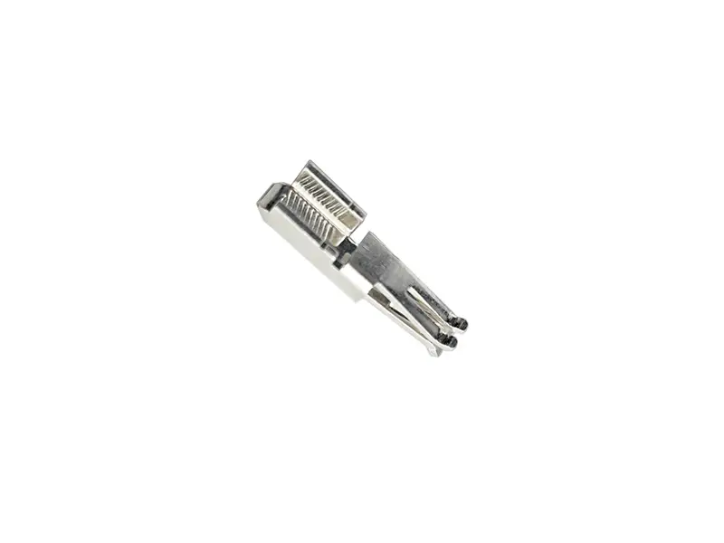 Metal stamping plug connections for energy storage 1
