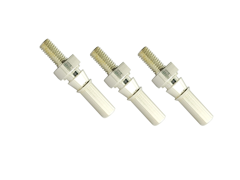 Pieza torneada CNC roscada de latón 1