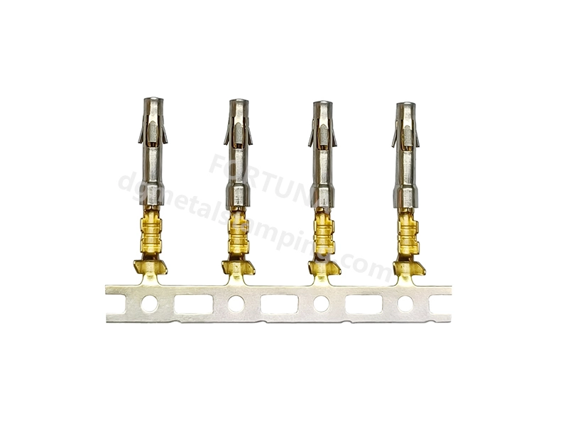 7pinové 12V konektory pro přívěs dle normy ISO 3732 1